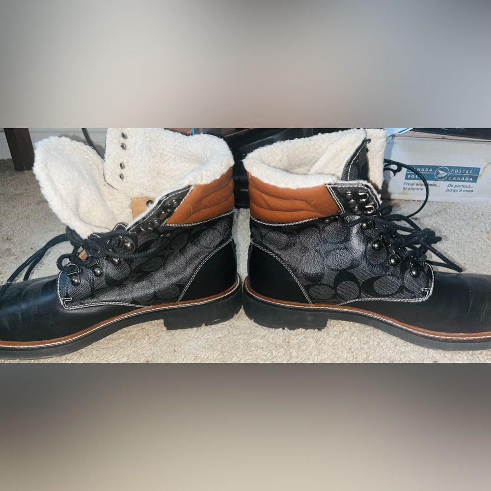 Men’s coach hiker boots 11.5